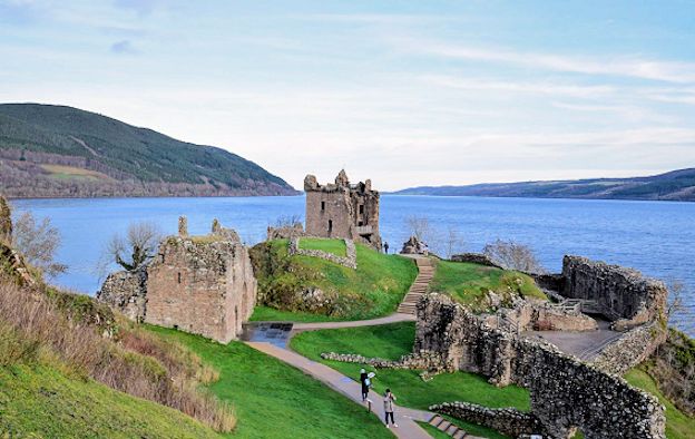 Quotes and aphorisms on Scotland